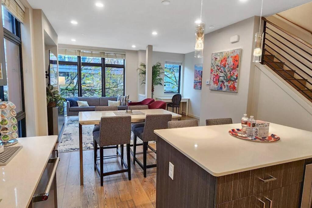 West Seattle'S Modern Townhome エクステリア 写真